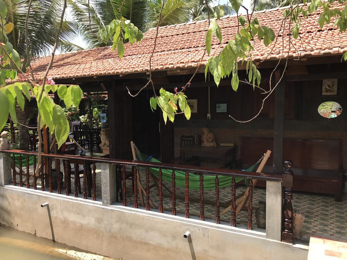 Charming Countryside Homestay Ben Tre Exterior photo